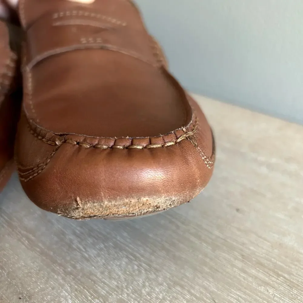 Clarks preowned good